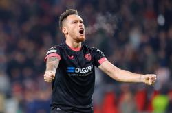 冲刺阶段埃因霍温篮板制胜——西甲节点到来，压力陡增，阵容厚度经受考验(埃因霍温vs尤文图斯)-九游体育app下载